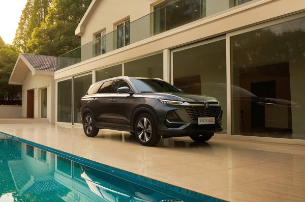 赣州达慧 长安推出全新7座SUV，配1.5T+7DCT，10.79万起，这下该火了吧？